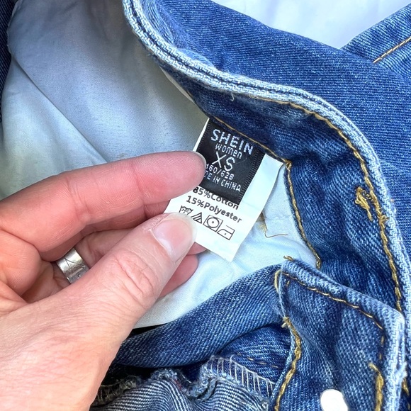 SHEIN High Rise Straight Boyfriend Ripped Jeans size XS 26 waist - Picture 3 of 6